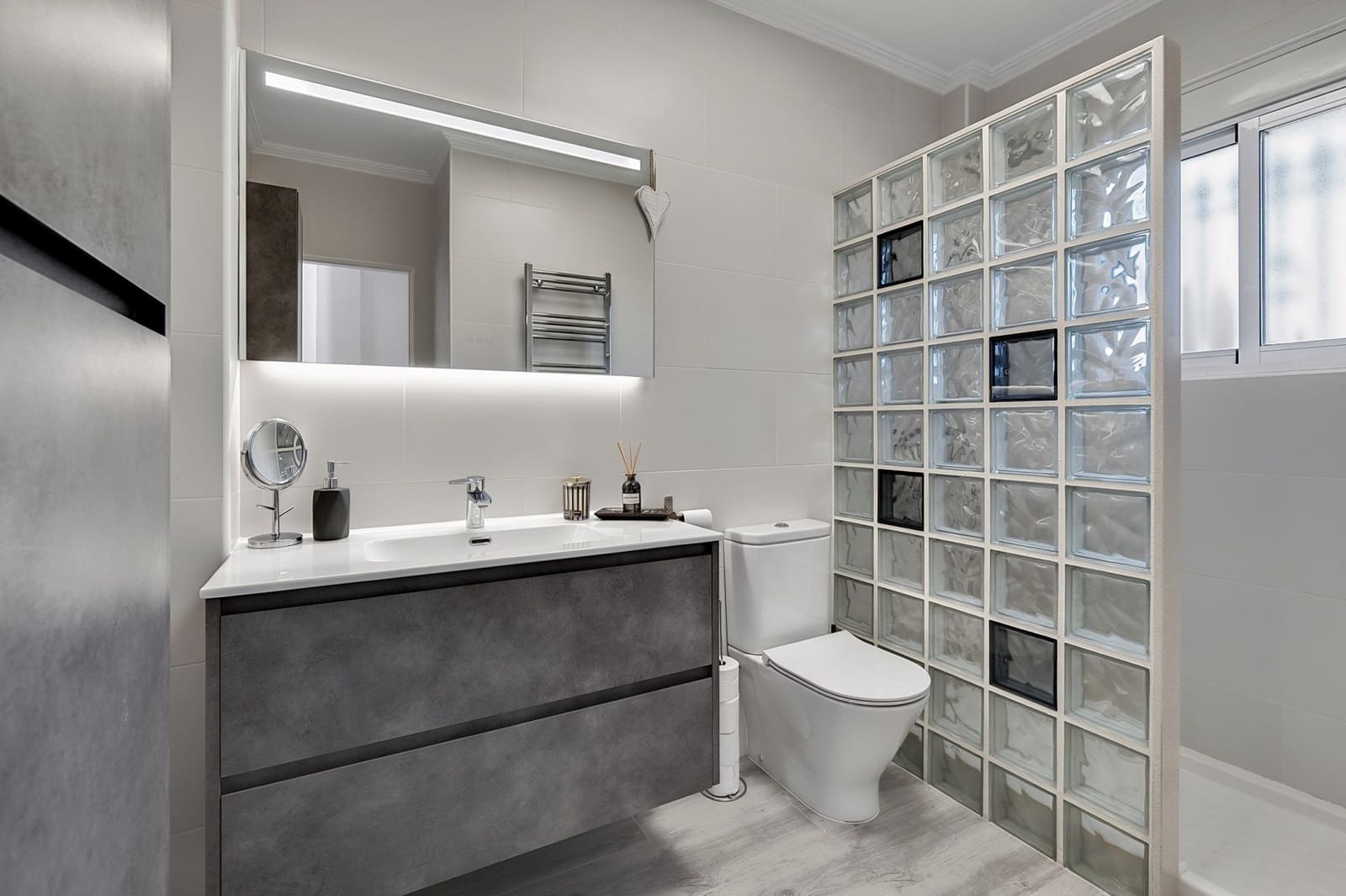 3 bedroom Semi-detached Villa for sale in Cabo Roig - € 260,000 (Ref: 9730178)