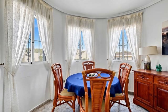 Chalet de 3 habitaciones en Pinar de Campoverde, Pilar de la Horadada en venta con piscina - 299.950 € (Ref: 9730688)