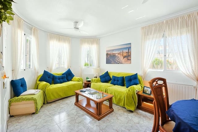 3 slaapkamer Villa te koop in Pinar de Campoverde, Pilar de la Horadada met zwembad - € 299.950 (Ref: 9730688)