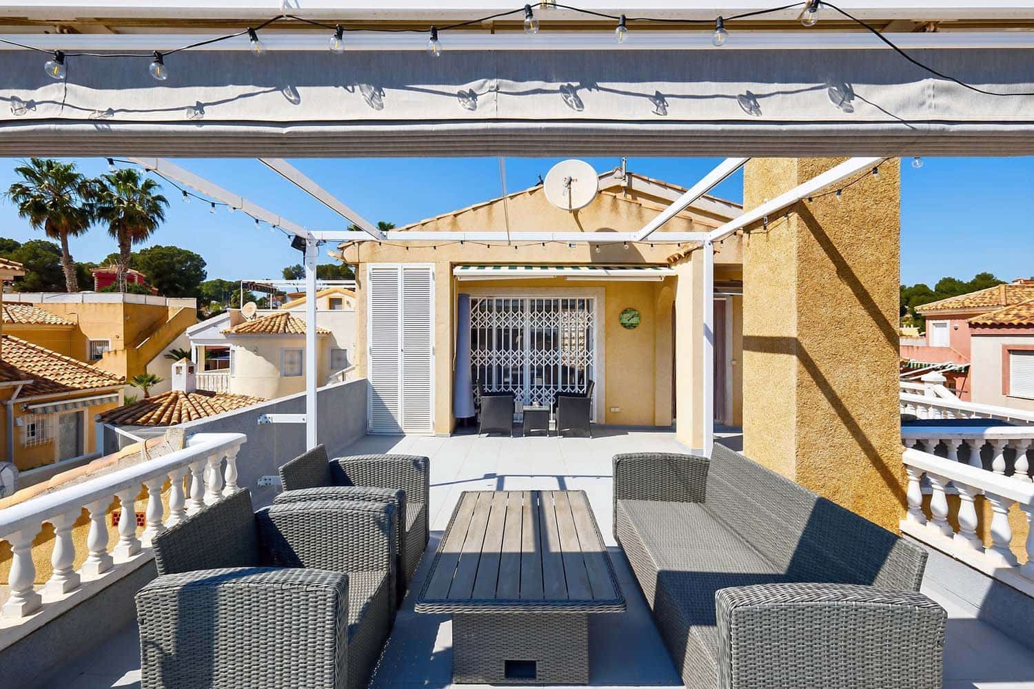 3 camera da letto Villa in vendita in Pinar de Campoverde con piscina - 345.000 € (Rif: 9748227)