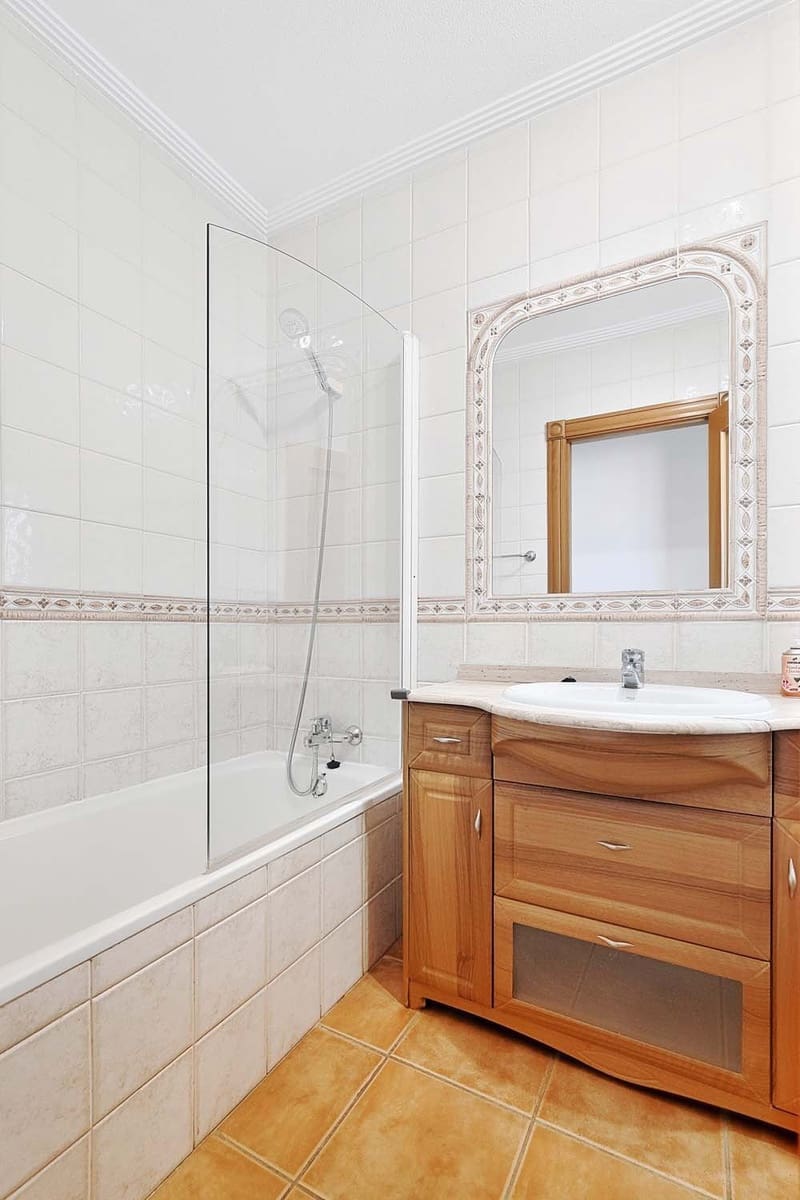 4 sypialnia Dom blizniak na sprzedaż w Torre de la Horadada z basenem - 390 000 € (Ref: 9783148)