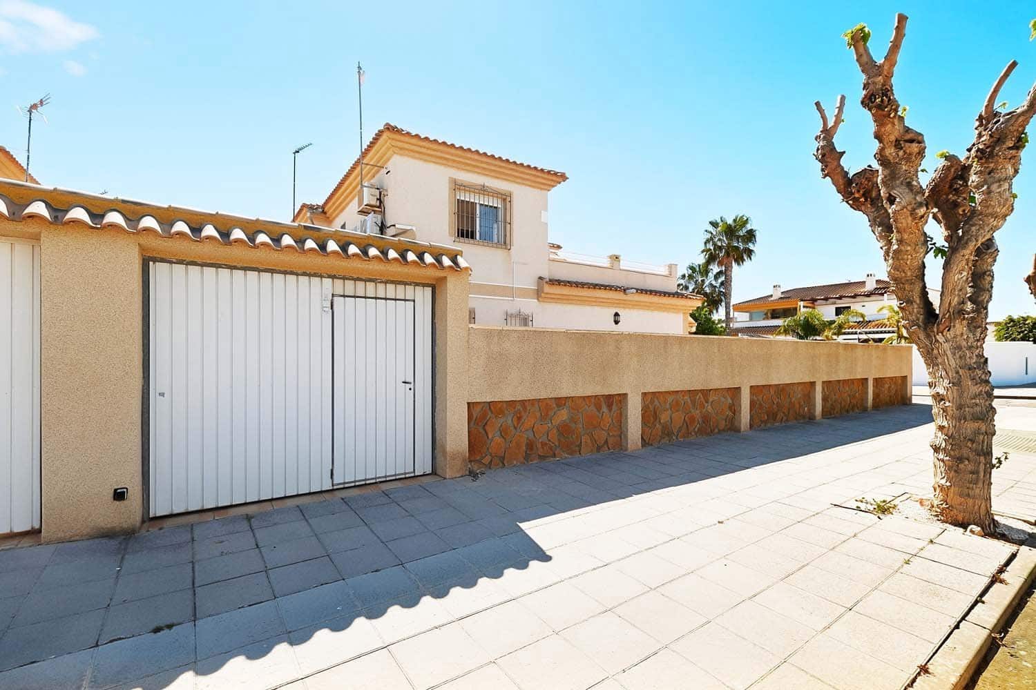 4 sypialnia Dom blizniak na sprzedaż w Torre de la Horadada z basenem - 390 000 € (Ref: 9783148)