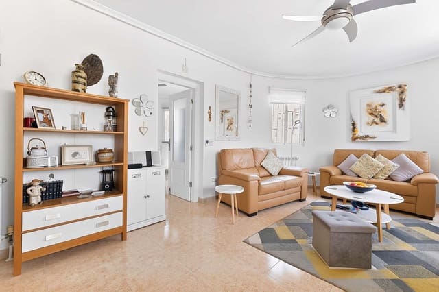 4 Zimmer Villa zu verkaufen in Pinar de Campoverde, Pilar de la Horadada mit Pool - 329.950 € (Ref: 9814615)