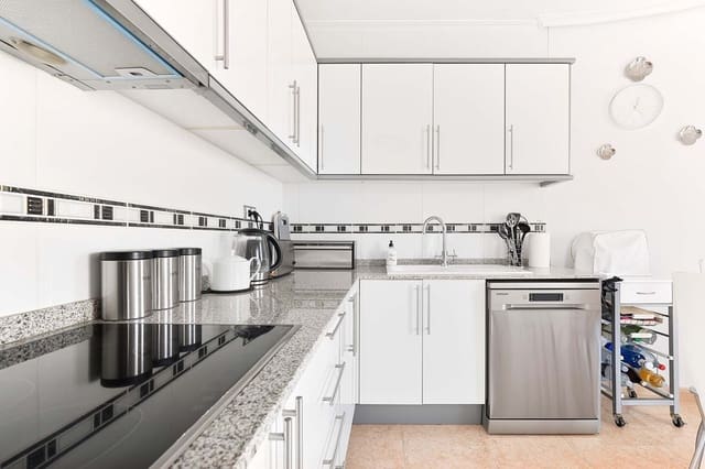 4 Zimmer Villa zu verkaufen in Pinar de Campoverde, Pilar de la Horadada mit Pool - 329.950 € (Ref: 9814615)