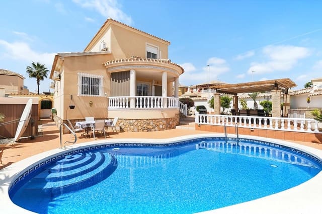 4 Zimmer Villa zu verkaufen in Pinar de Campoverde, Pilar de la Horadada mit Pool - 329.950 € (Ref: 9814615)