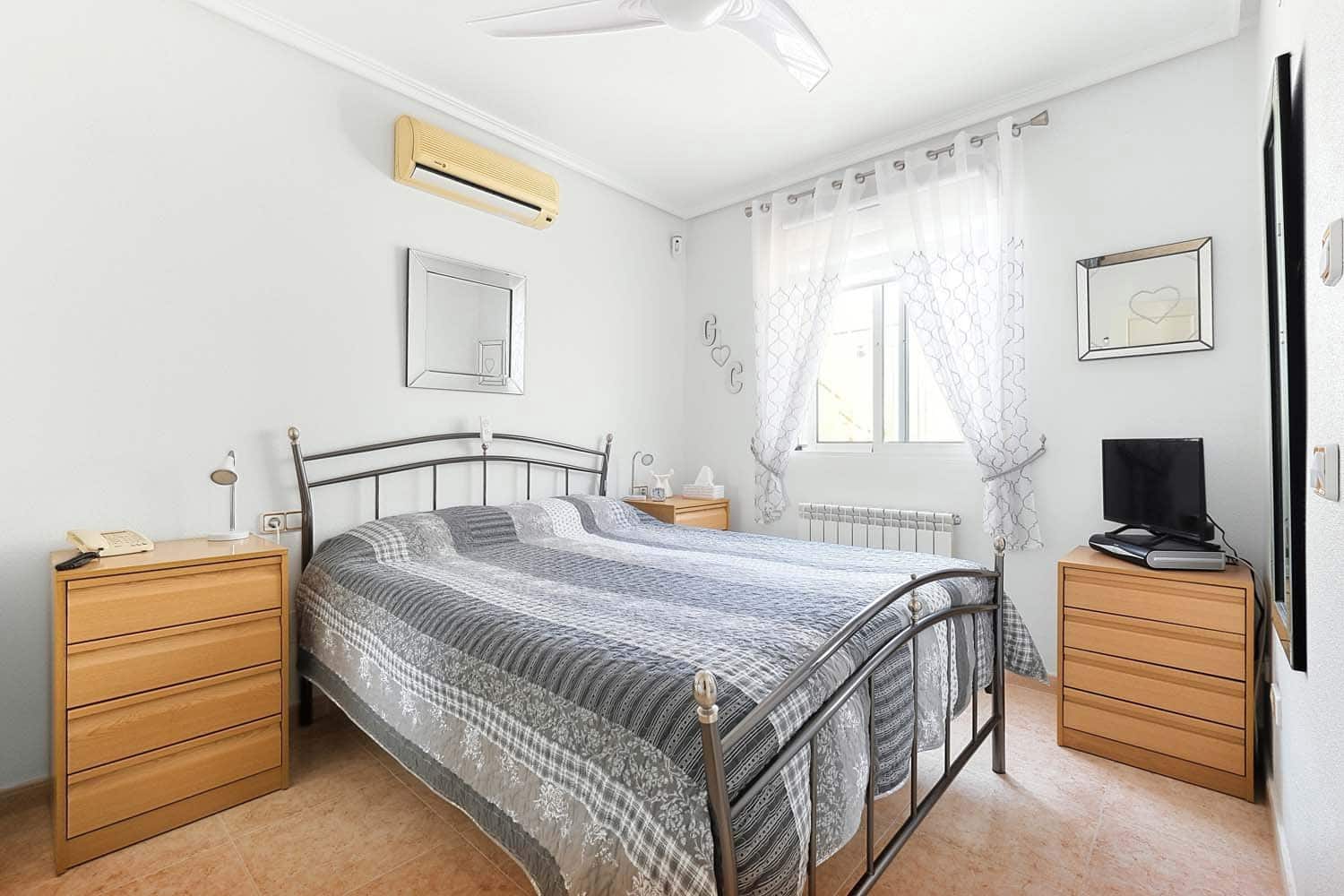 4 Zimmer Villa zu verkaufen in Pinar de Campoverde mit Pool - 329.950 € (Ref: 9814615)
