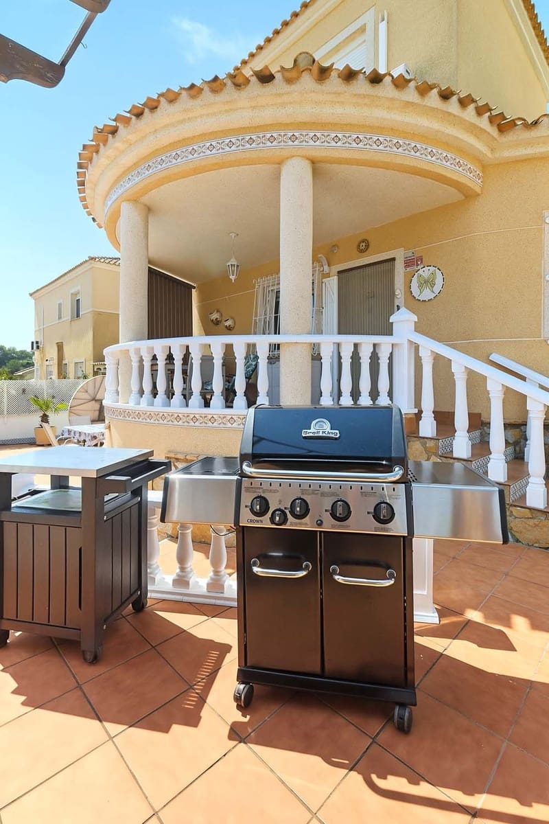 4 Zimmer Villa zu verkaufen in Pinar de Campoverde mit Pool - 329.950 € (Ref: 9814615)