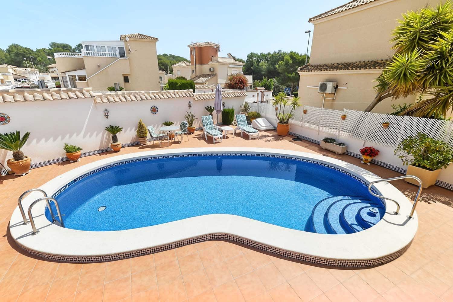 4 Zimmer Villa zu verkaufen in Pinar de Campoverde mit Pool - 329.950 € (Ref: 9814615)