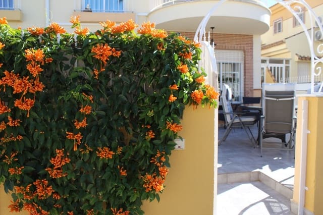 3 slaapkamer Huis te koop in Villamartin, Orihuela - € 235.000 (Ref: 9815679)