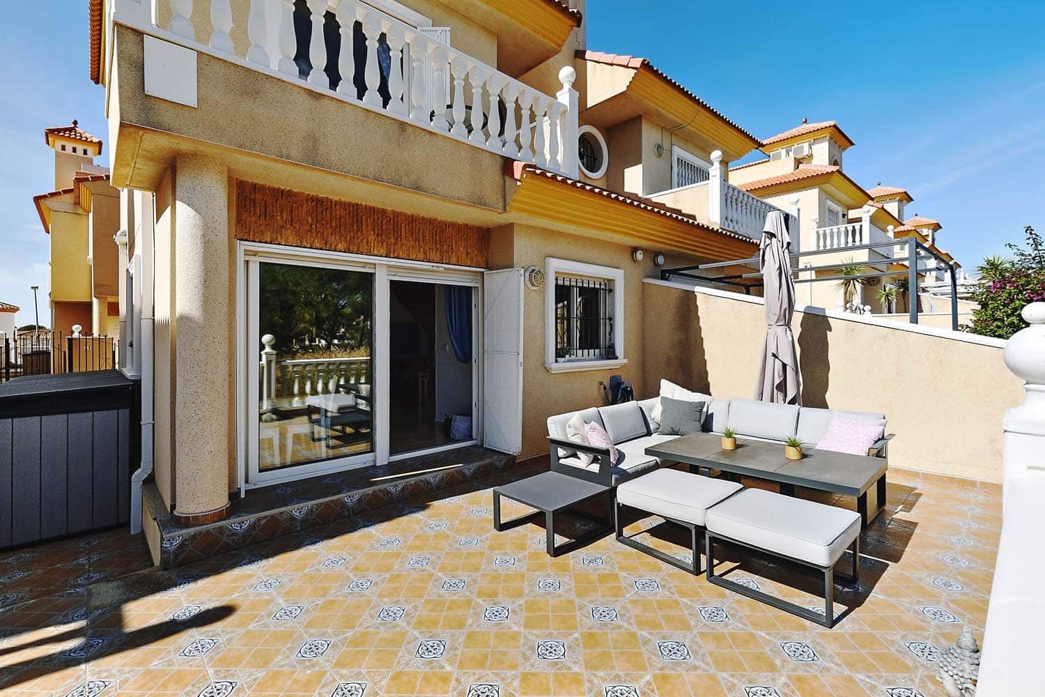 Pareado de 3 habitaciones en Pinar de Campoverde en venta - 210.000 € (Ref: 9820858)