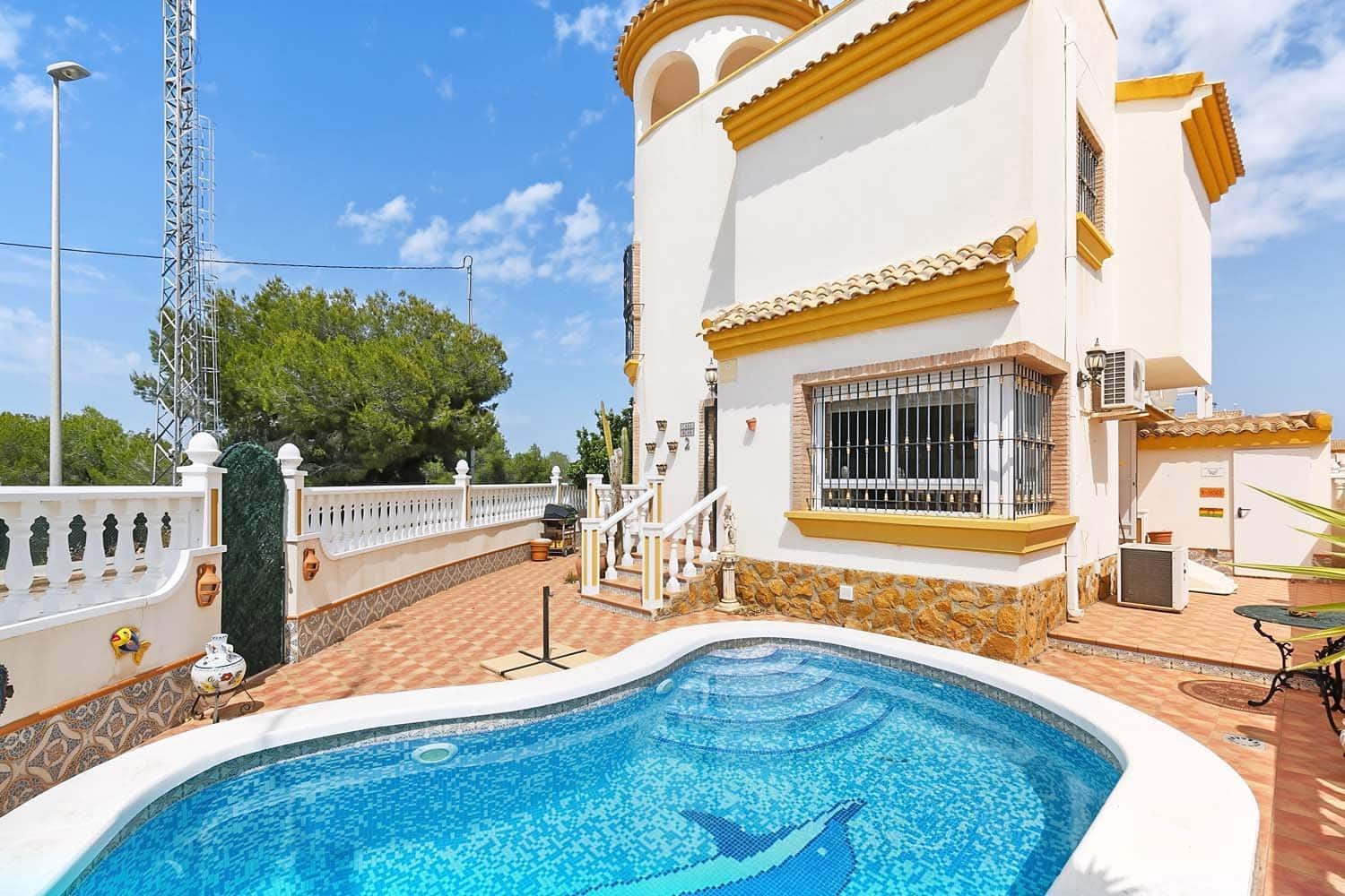 3 bedroom Villa for sale in Pinar de Campoverde with pool - € 290,000 (Ref: 9844651)