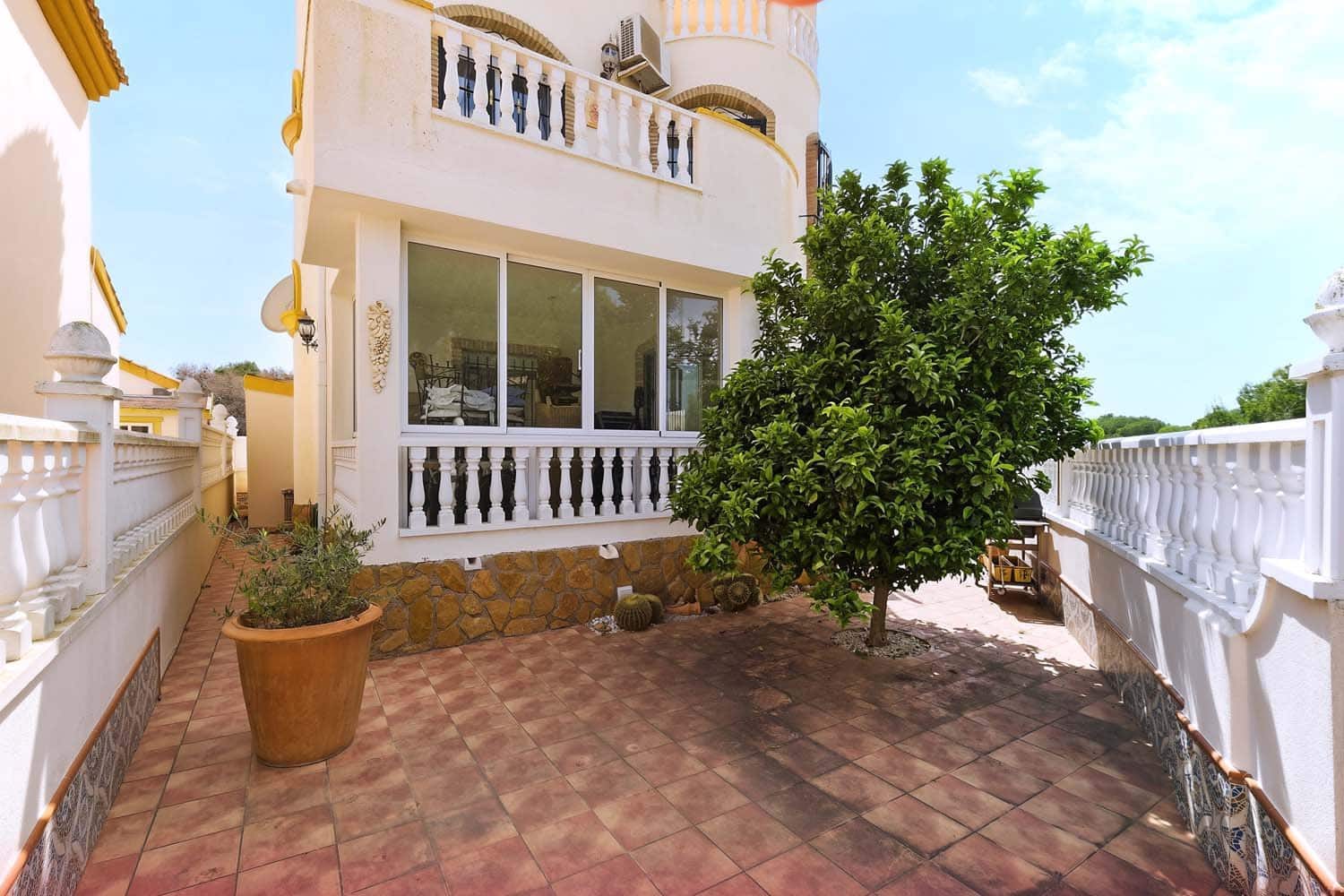 3 bedroom Villa for sale in Pinar de Campoverde with pool - € 290,000 (Ref: 9844651)