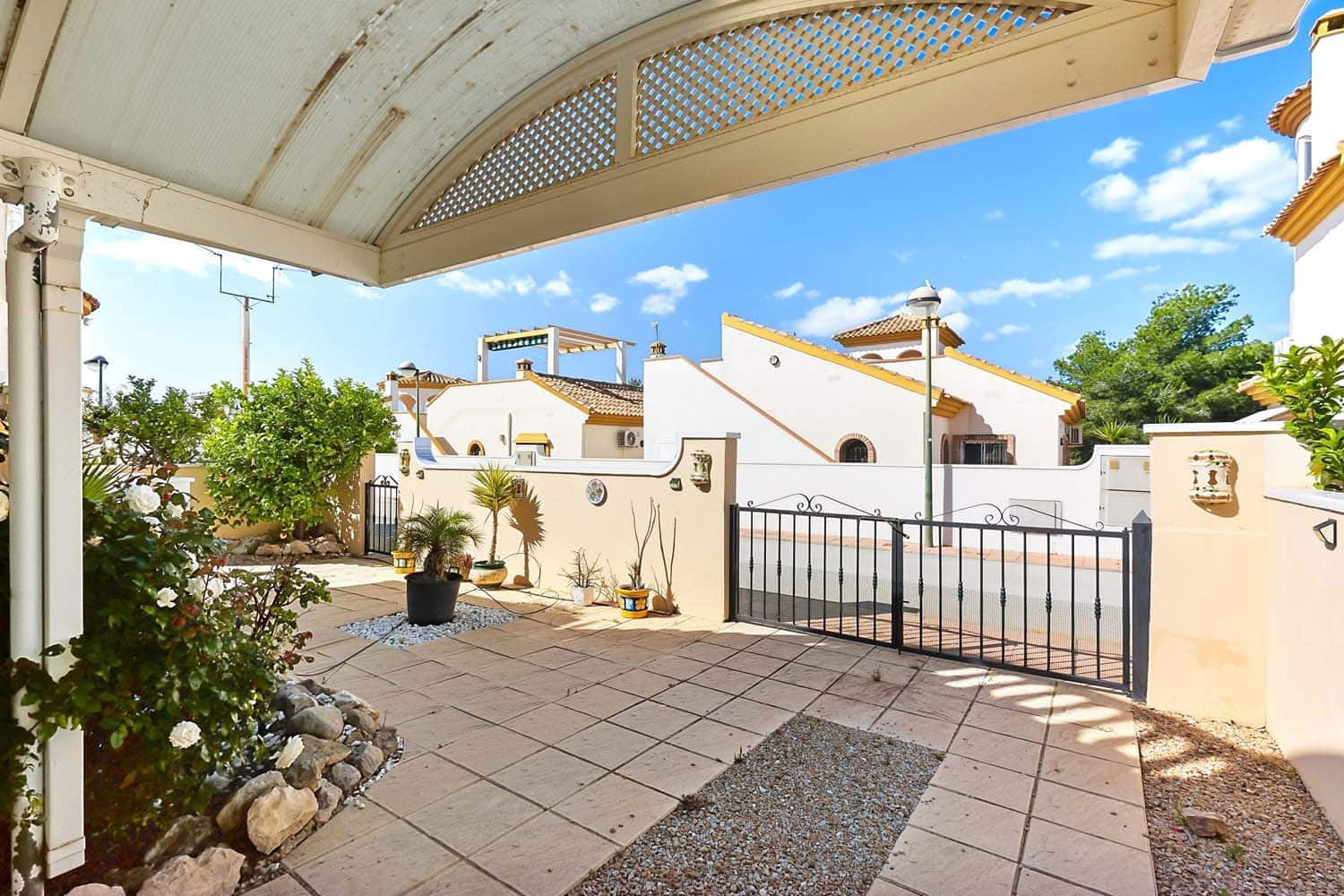 3 makuuhuone Huvila myytävänä paikassa Pinar de Campoverde - 265 000 € (Ref: 9847672)