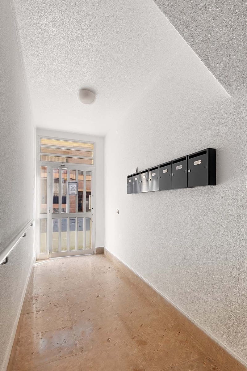 2 quarto Apartamento para venda em Los Alcazares com garagem - 229 950 € (Ref: 9849905)