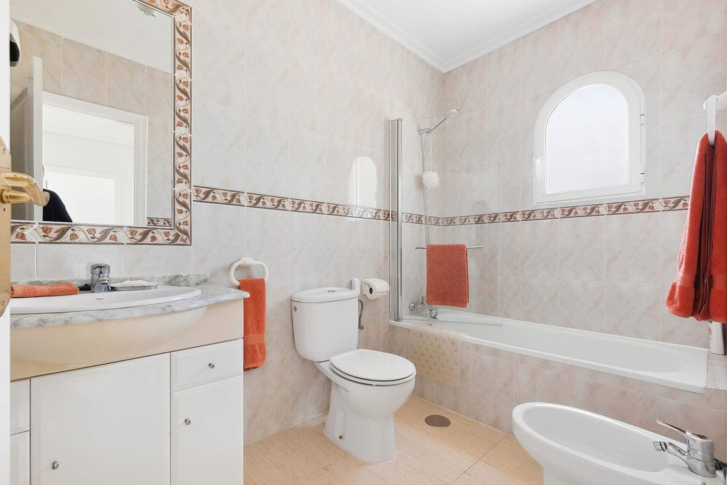 3 bedroom Villa for sale in Pinar de Campoverde with pool - € 320,000 (Ref: 9850370)