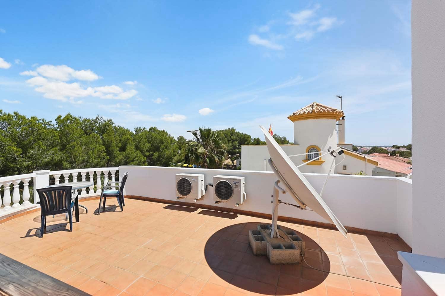 3 bedroom Villa for sale in Pinar de Campoverde with pool - € 320,000 (Ref: 9850370)