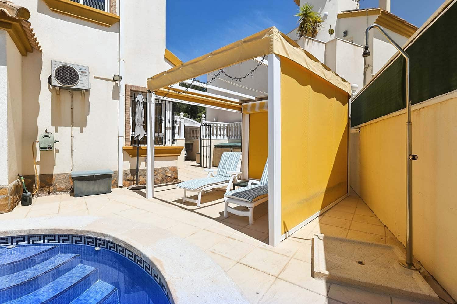 3 bedroom Villa for sale in Pinar de Campoverde with pool - € 320,000 (Ref: 9850370)