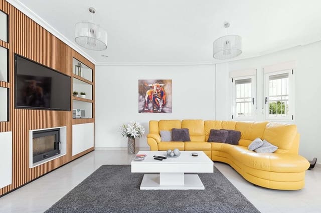 5 quarto Moradia para venda em Pinar de Campoverde, Pilar de la Horadada com piscina - 499 000 € (Ref: 9852123)