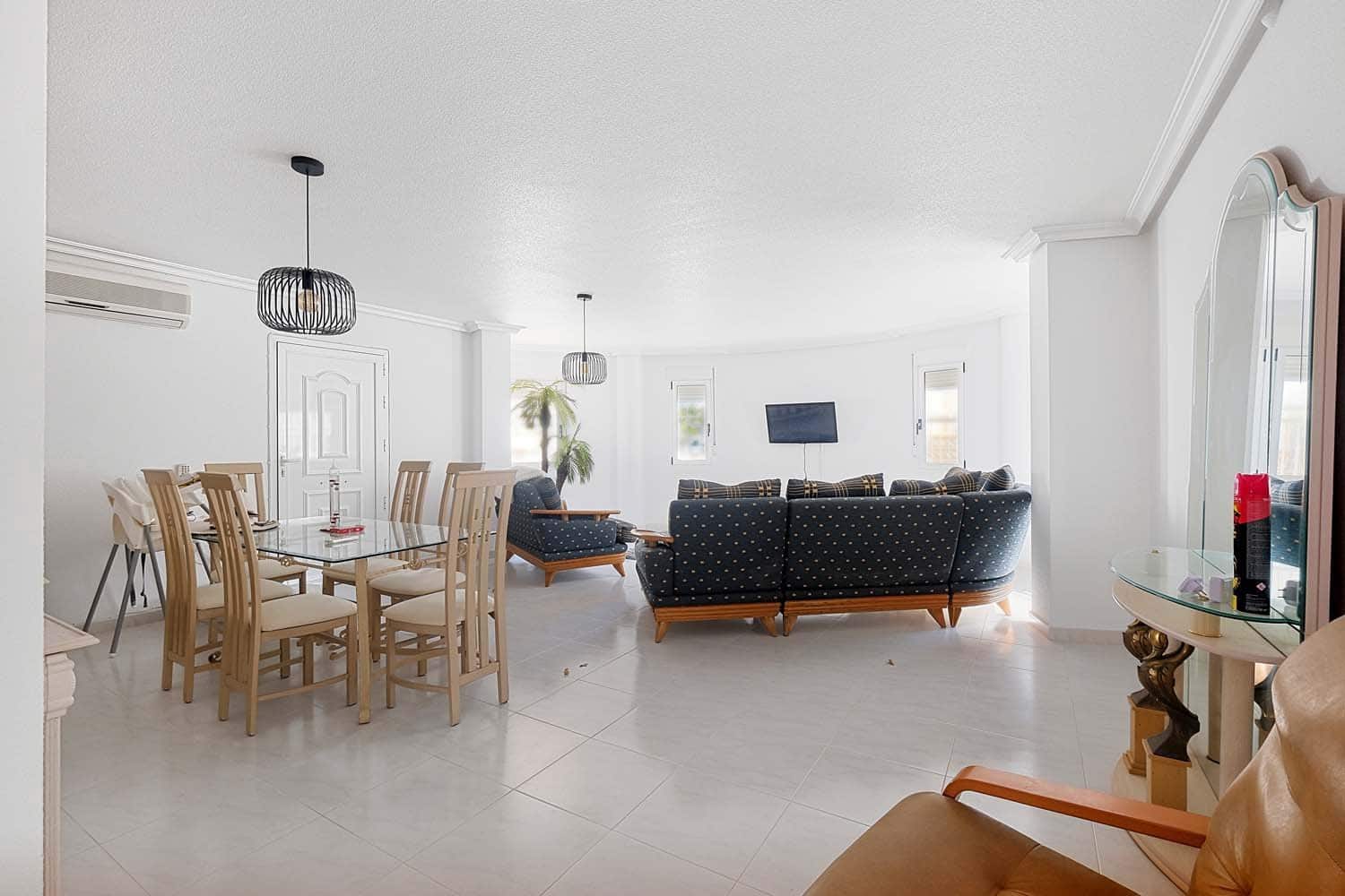 5 quarto Moradia para venda em Pinar de Campoverde com piscina - 499 000 € (Ref: 9852123)