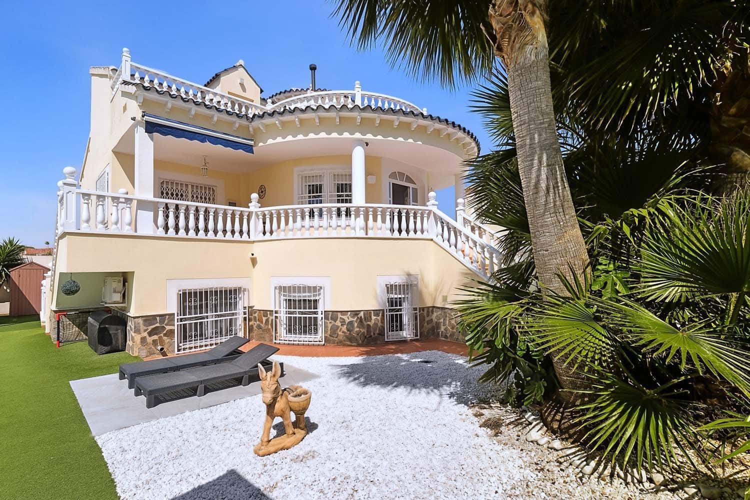 5 quarto Moradia para venda em Pinar de Campoverde com piscina - 499 000 € (Ref: 9852123)