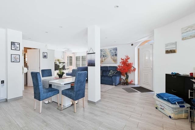 2 soveværelse Villa til salg i Pinar de Campoverde, Pilar de la Horadada med swimmingpool - € 299.500 (Ref: 9858276)