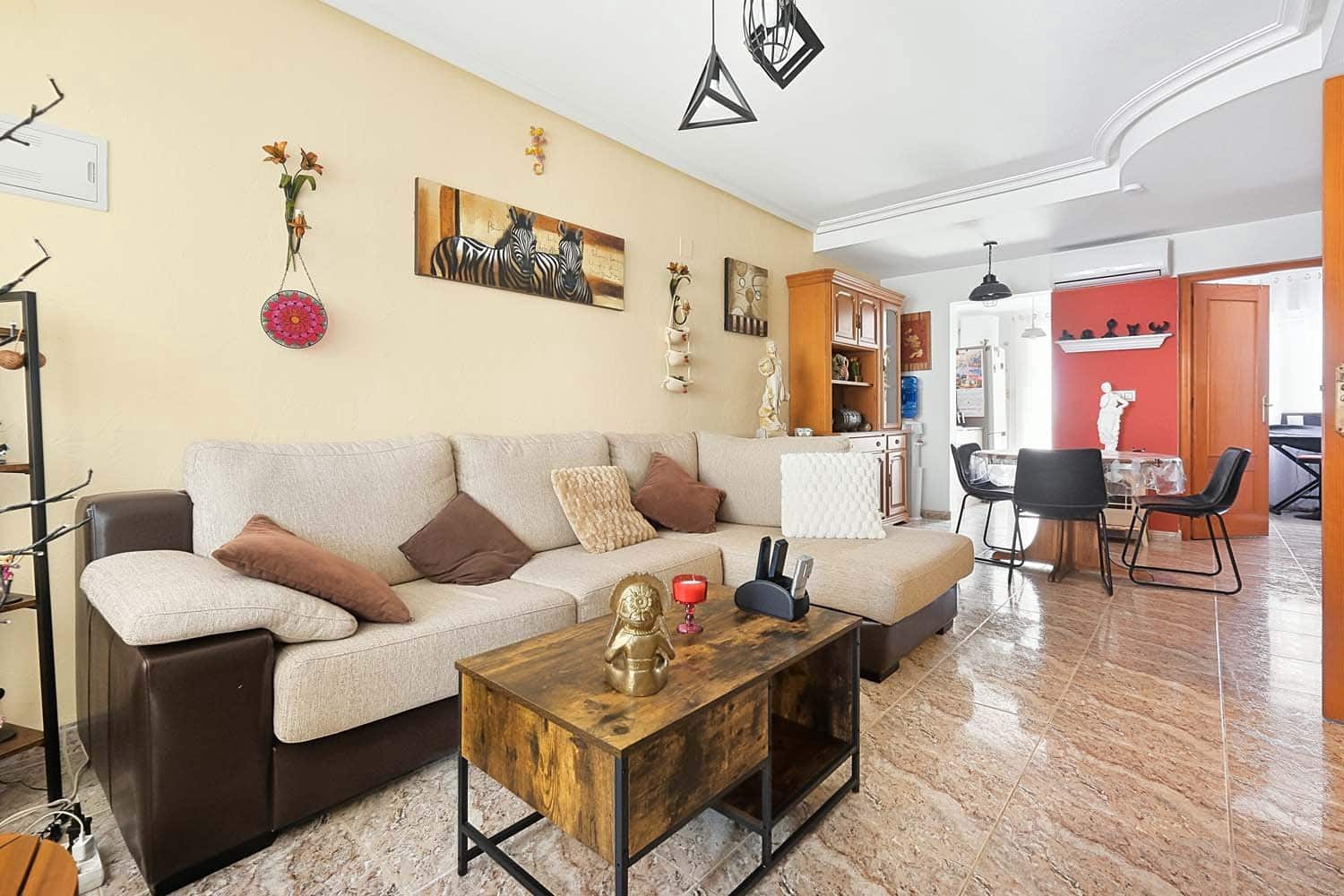 3 bedroom Townhouse for sale in Villamartin - € 179,900 (Ref: 9867688)