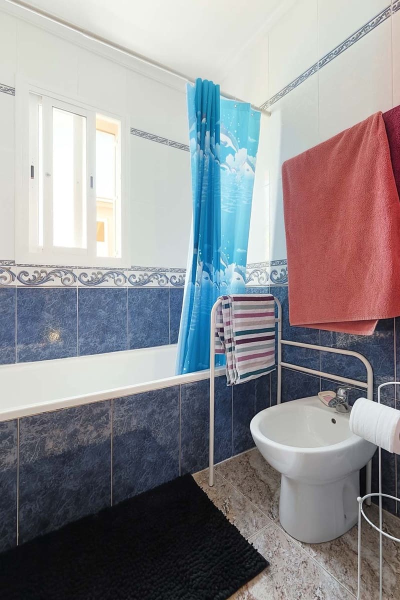 3 bedroom Townhouse for sale in Villamartin - € 179,900 (Ref: 9867688)