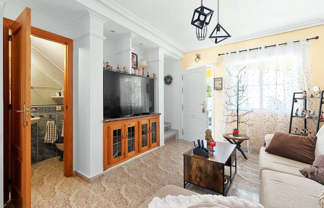 3 soverom Hus til salgs i Villamartin, Orihuela - € 179 900 (Ref: 9867688)