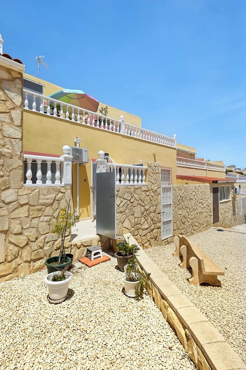 3 bedroom Townhouse for sale in Villamartin - € 179,900 (Ref: 9867688)