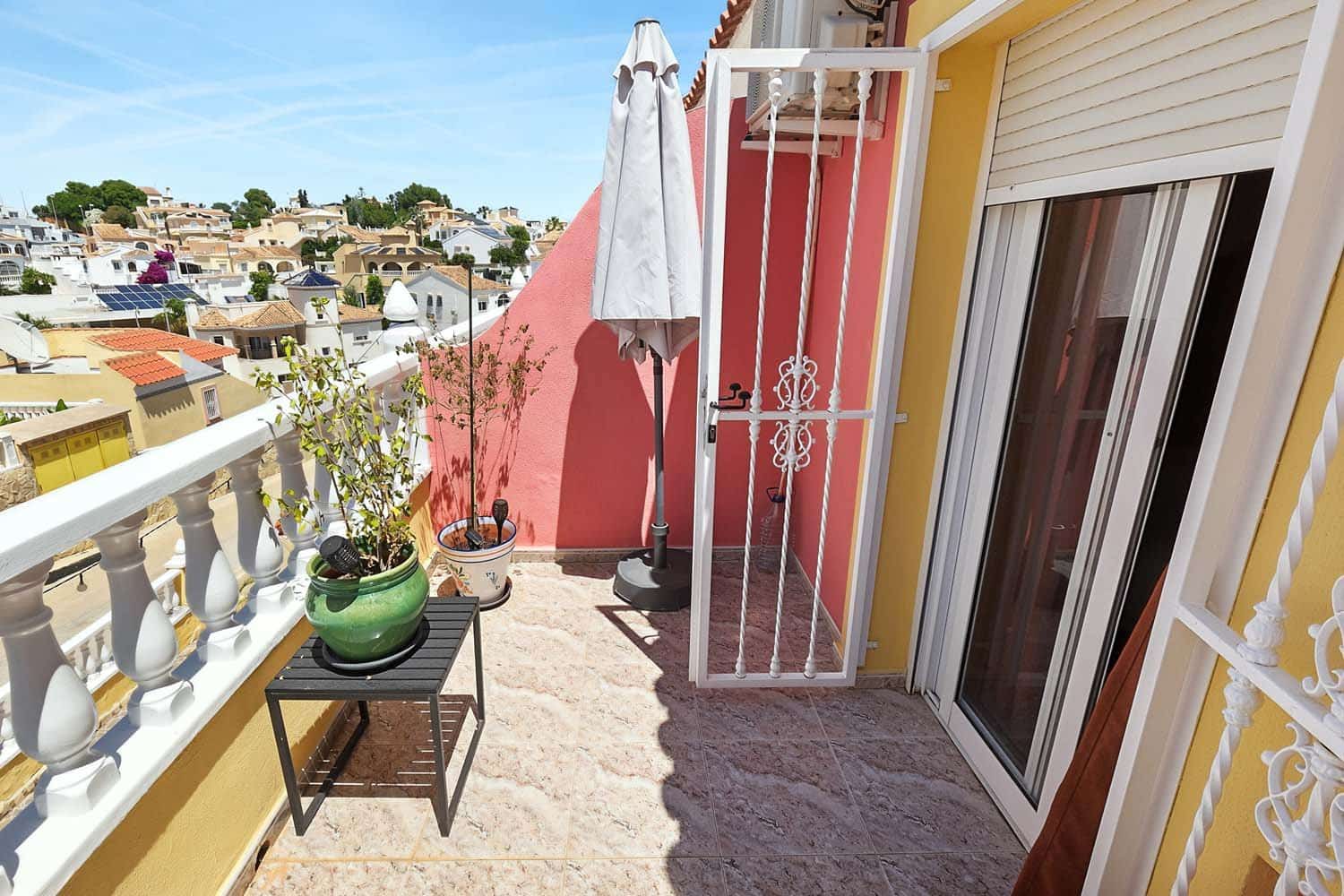 3 bedroom Townhouse for sale in Villamartin - € 179,900 (Ref: 9867688)
