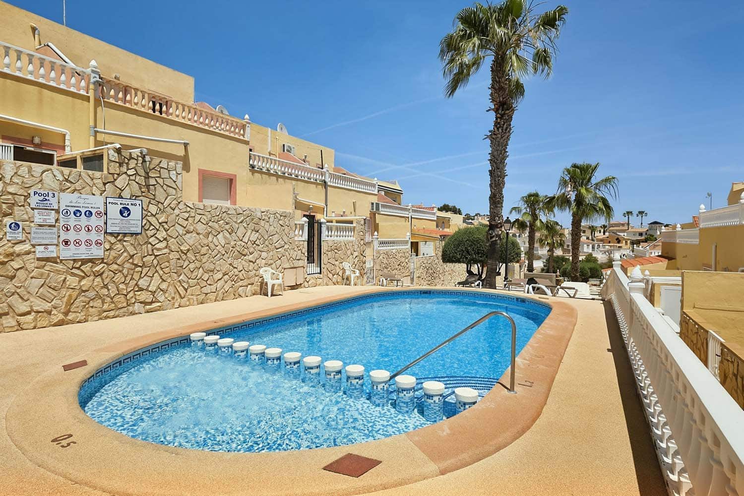 3 bedroom Townhouse for sale in Villamartin - € 179,900 (Ref: 9867688)