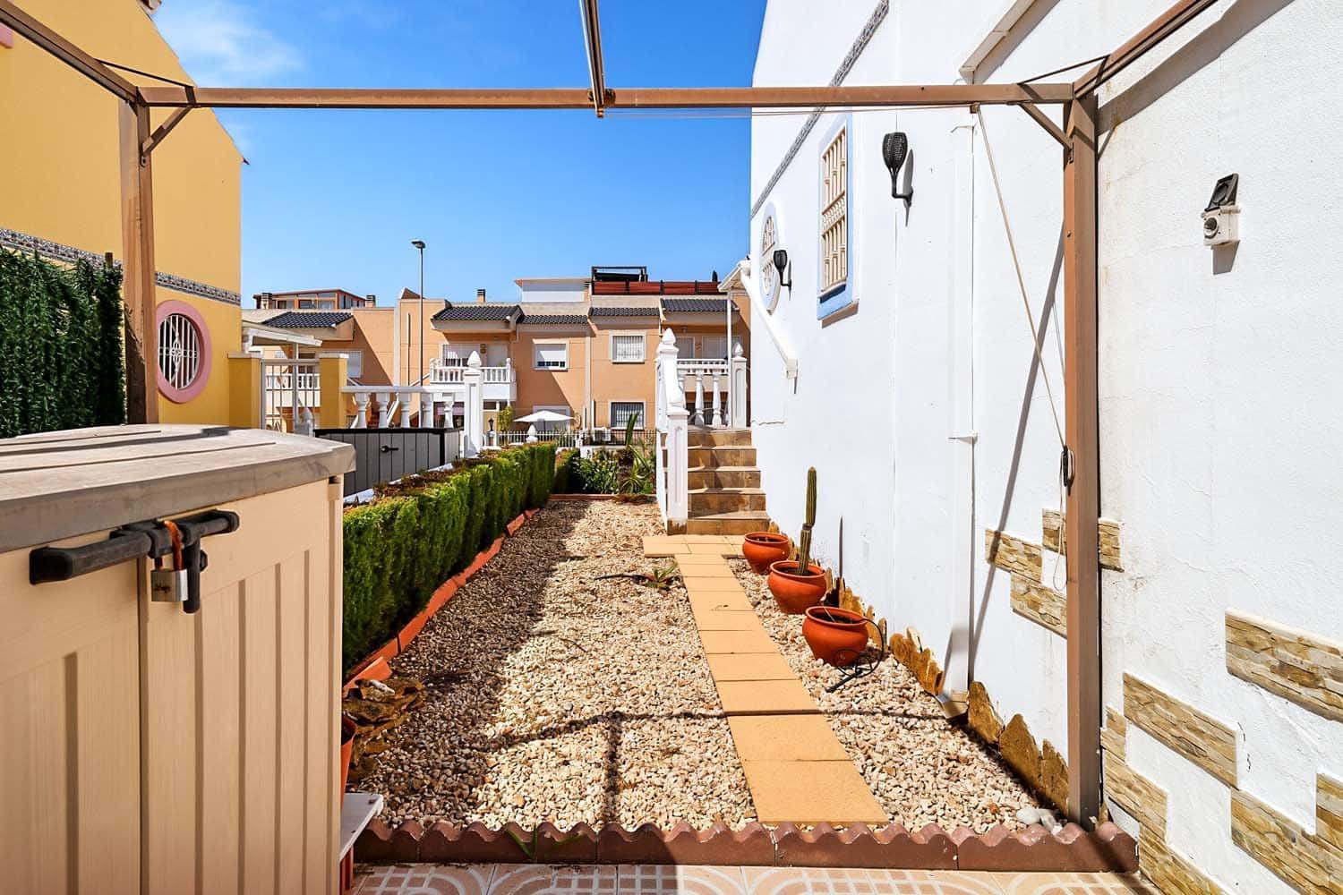 2 makuuhuone Omakotitalo myytävänä paikassa Pinar de Campoverde - 160 000 € (Ref: 9879726)