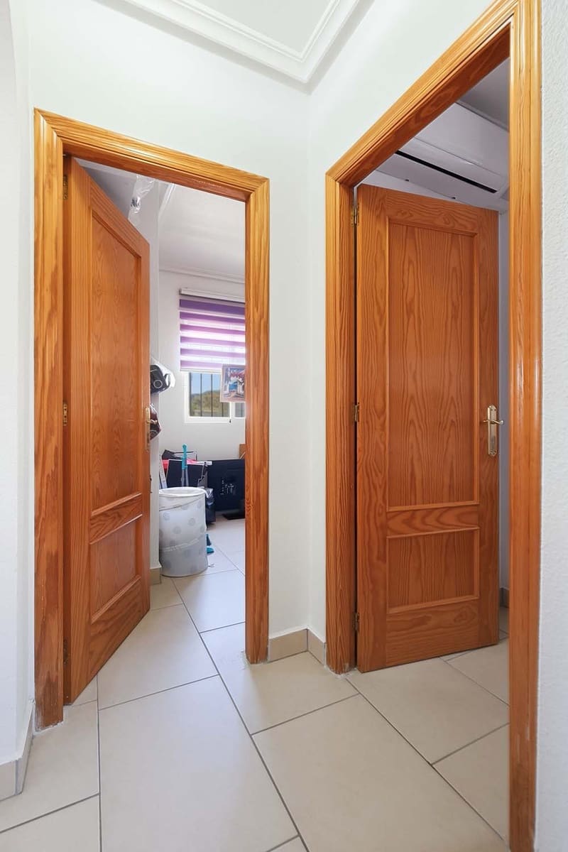Chalet de 3 habitaciones en Pinar de Campoverde en venta - 249.000 € (Ref: 9889149)