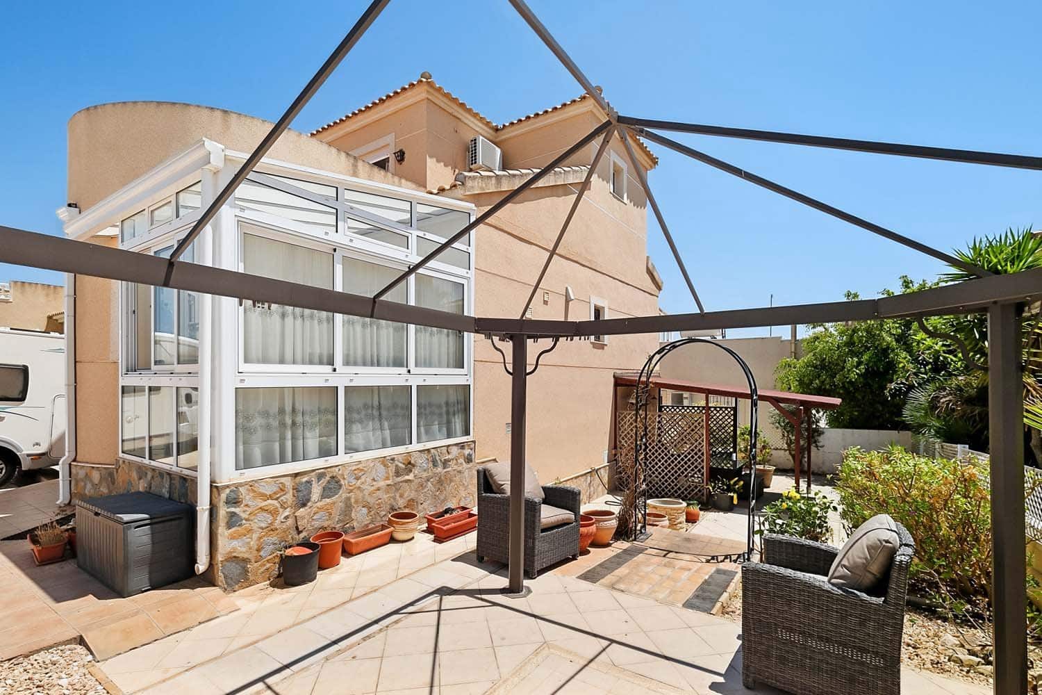 Chalet de 3 habitaciones en Pinar de Campoverde en venta - 249.000 € (Ref: 9889149)