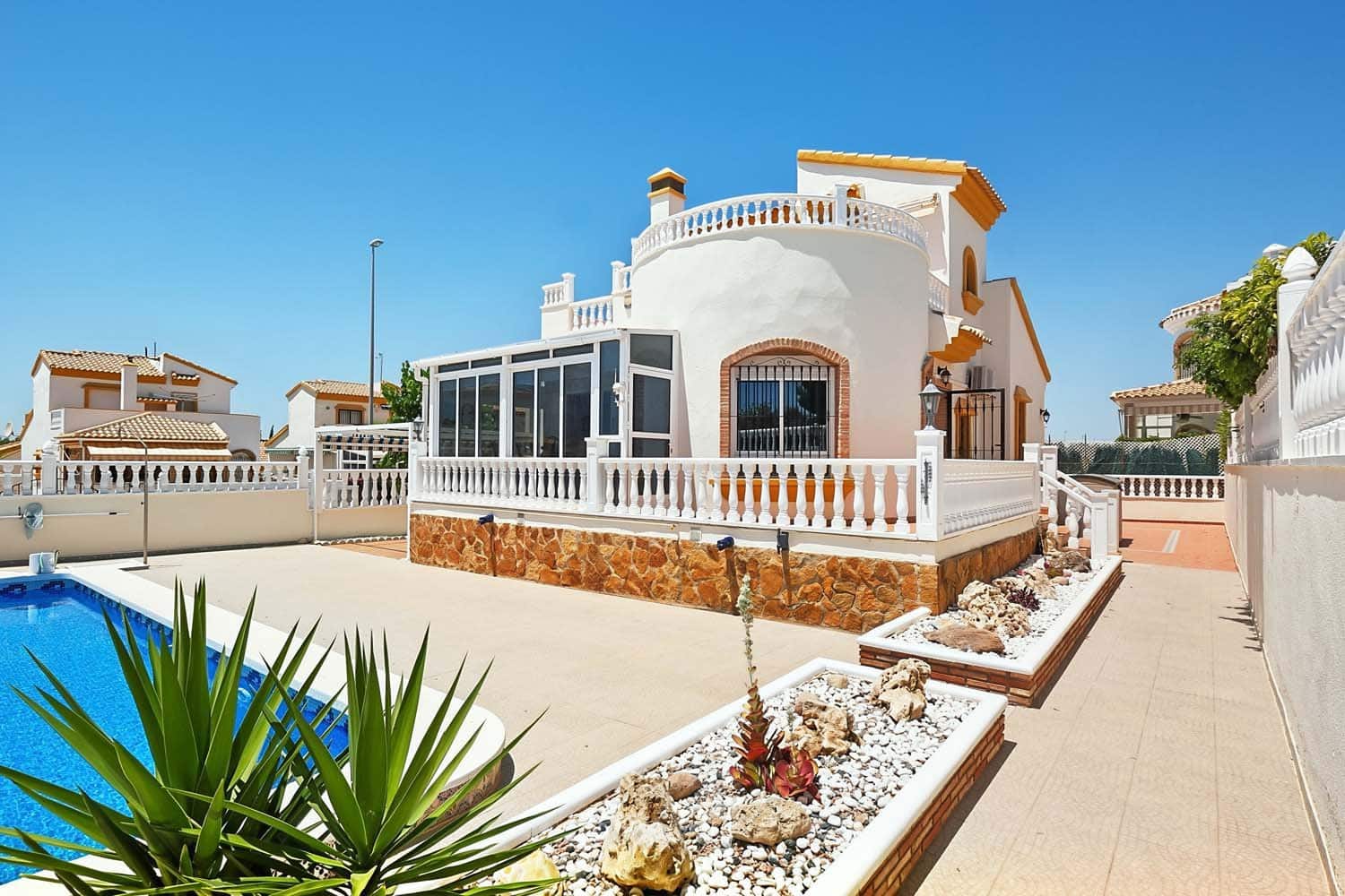 3 soverom Villa til salgs i Pinar de Campoverde med svømmebasseng - € 320 000 (Ref: 9894893)
