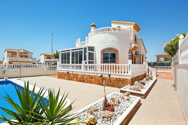 3 soverom Villa til salgs i Pinar de Campoverde, Pilar de la Horadada med svømmebasseng - € 320 000 (Ref: 9894893)