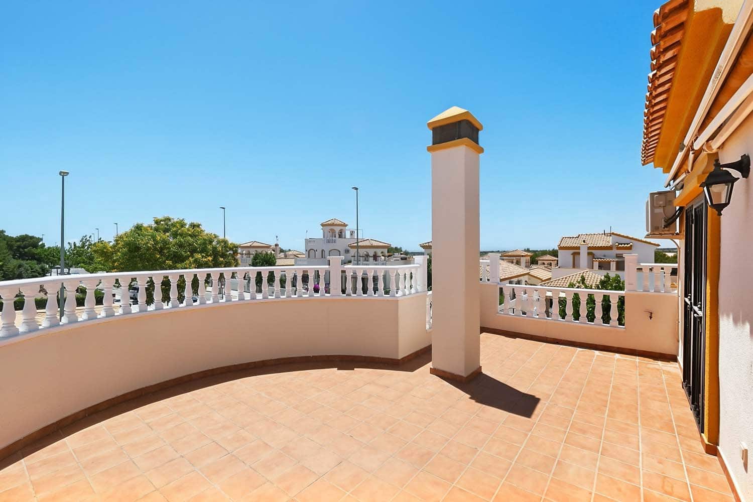 3 soverom Villa til salgs i Pinar de Campoverde med svømmebasseng - € 320 000 (Ref: 9894893)