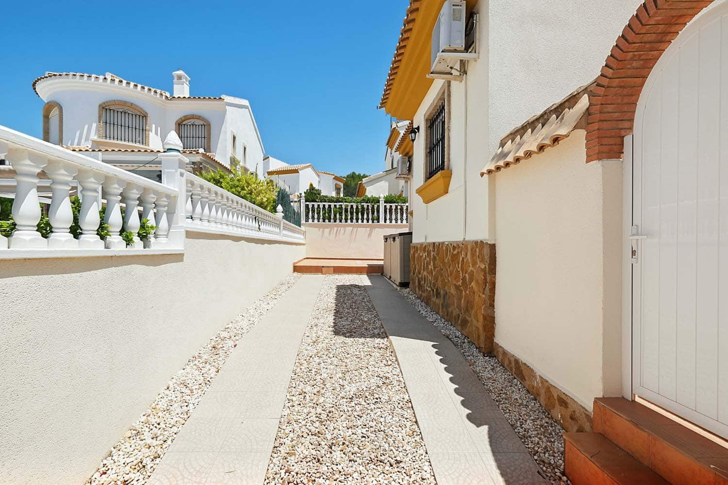 3 soverom Villa til salgs i Pinar de Campoverde med svømmebasseng - € 320 000 (Ref: 9894893)
