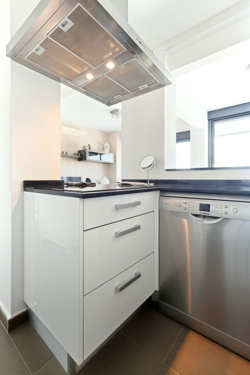 Apartamento de 2 habitaciones en Torre de la Horadada en venta - 289.000 € (Ref: 9910355)