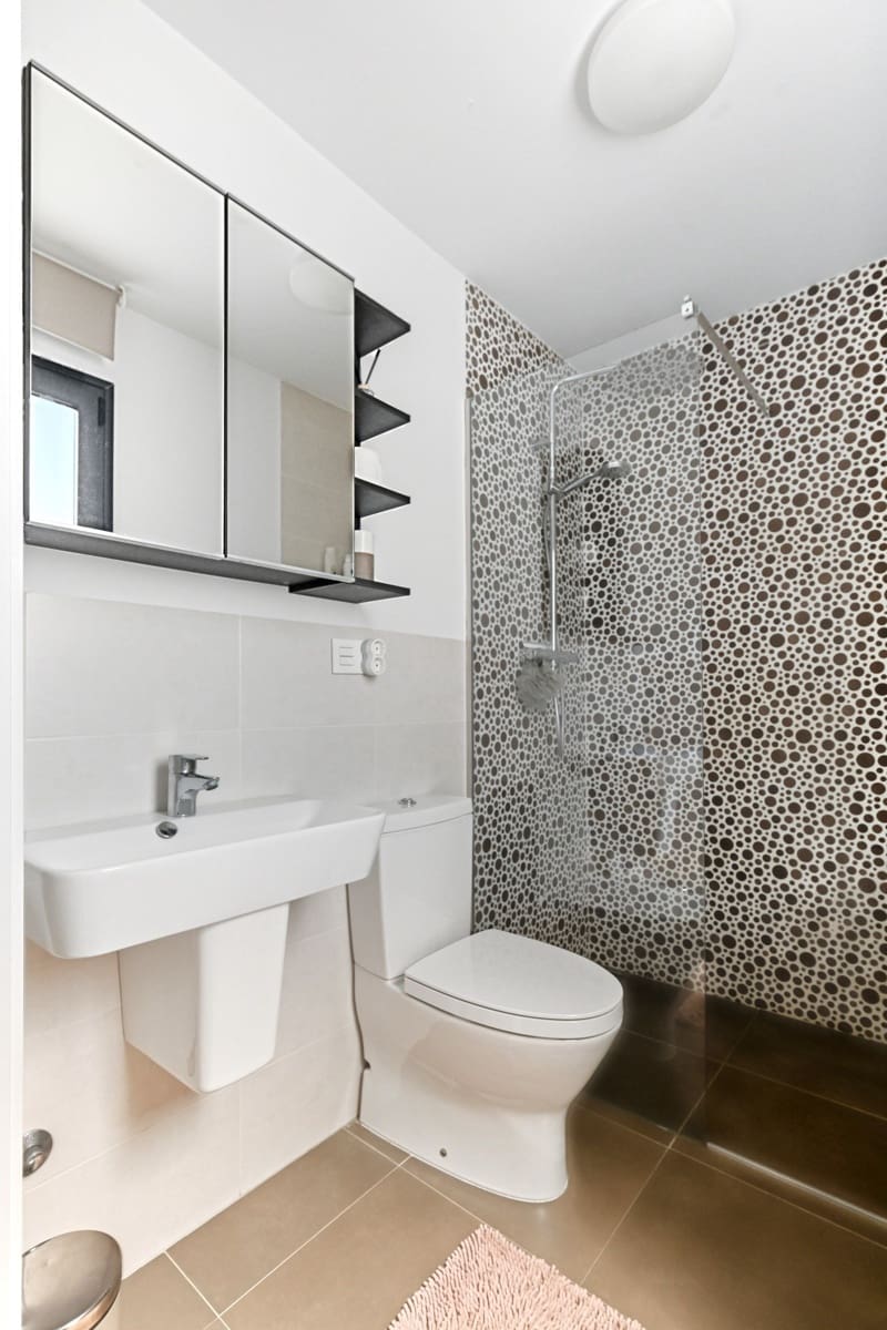 Apartamento de 2 habitaciones en Torre de la Horadada en venta - 289.000 € (Ref: 9910355)