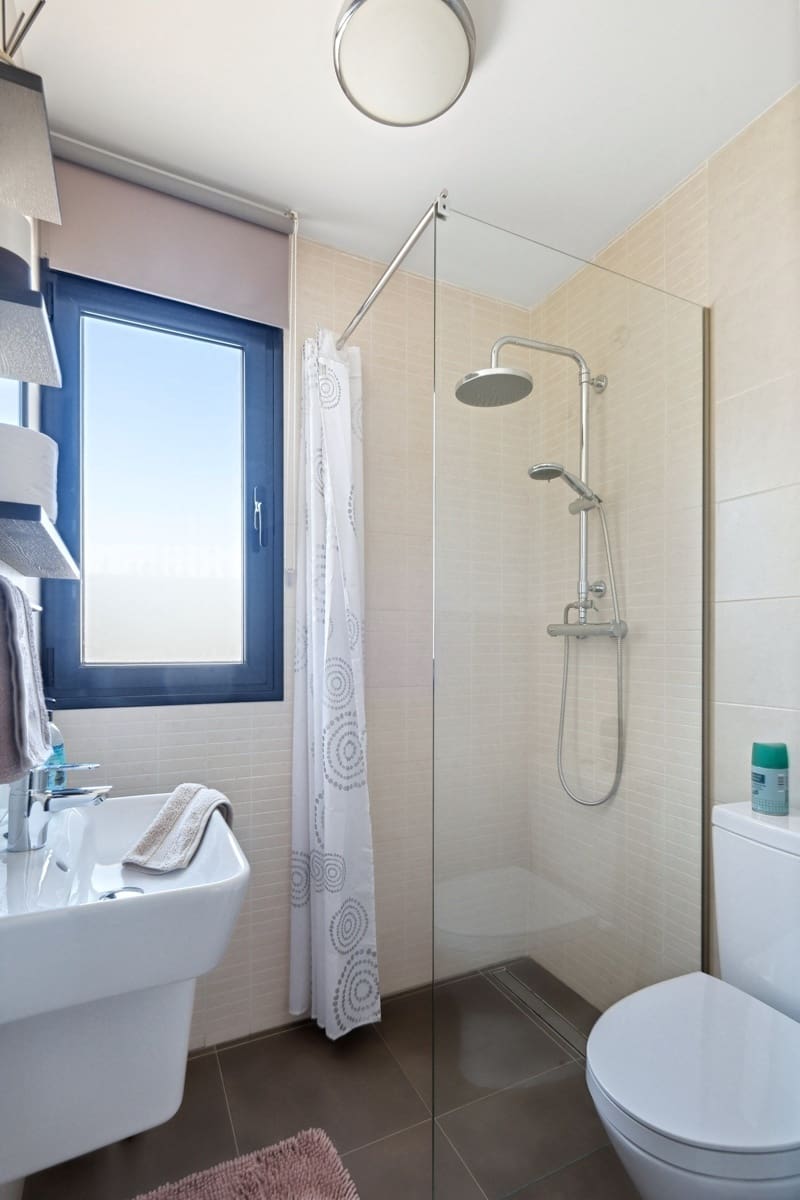 Apartamento de 2 habitaciones en Torre de la Horadada en venta - 289.000 € (Ref: 9910355)