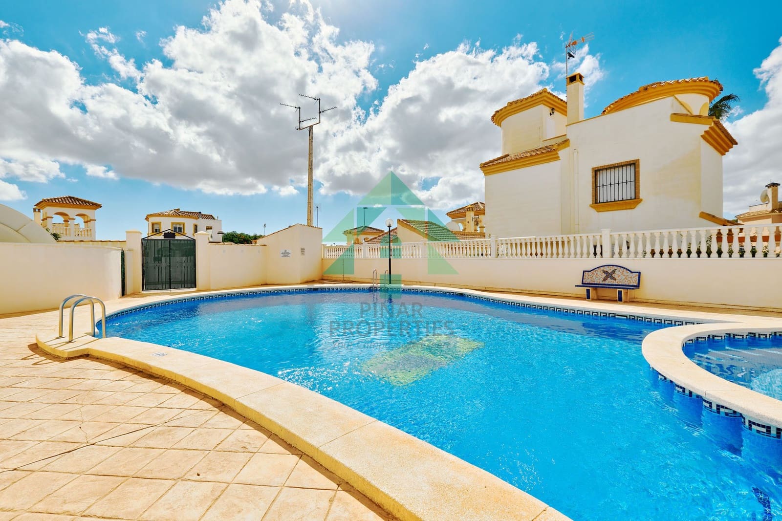 3 quarto Moradia para venda em Pinar de Campoverde - 289 000 € (Ref: 9921094)