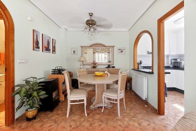 2 soveværelse Semi-Rækkehus til salg i Torre de la Horadada, Pilar de la Horadada - € 230.000 (Ref: 9941825)