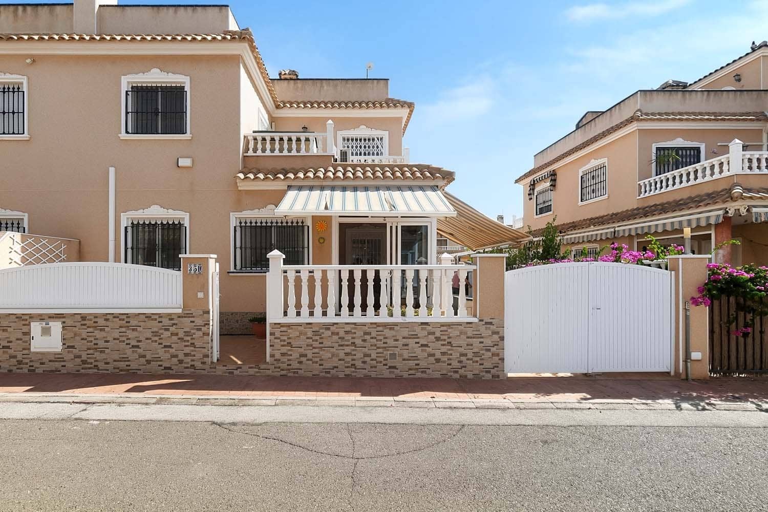 2 Zimmer Doppelhaus zu verkaufen in Torre de la Horadada - 230.000 € (Ref: 9941825)