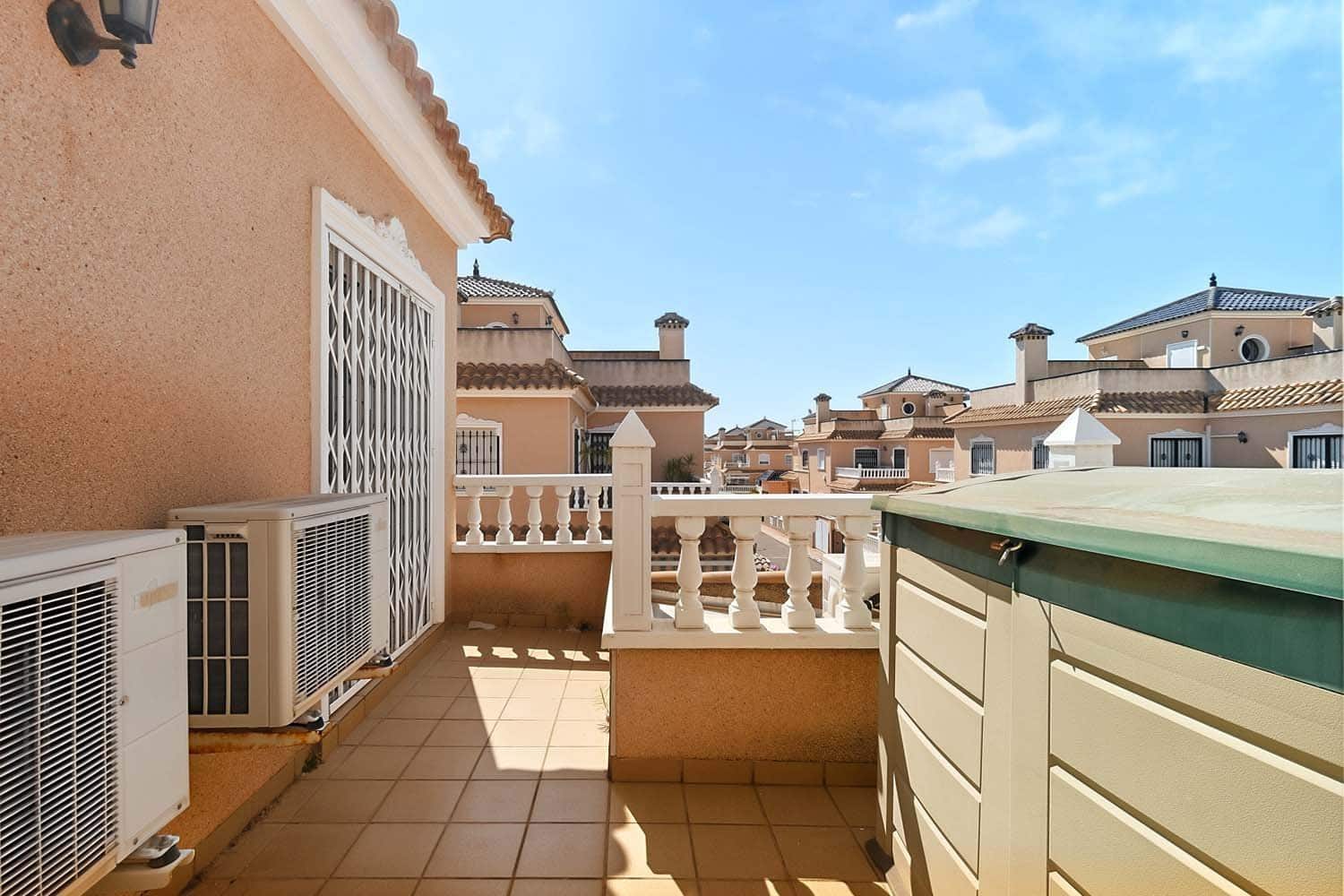 2 Zimmer Doppelhaus zu verkaufen in Torre de la Horadada - 230.000 € (Ref: 9941825)