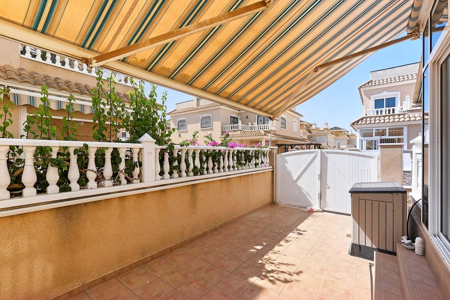 2 Zimmer Doppelhaus zu verkaufen in Torre de la Horadada - 230.000 € (Ref: 9941825)