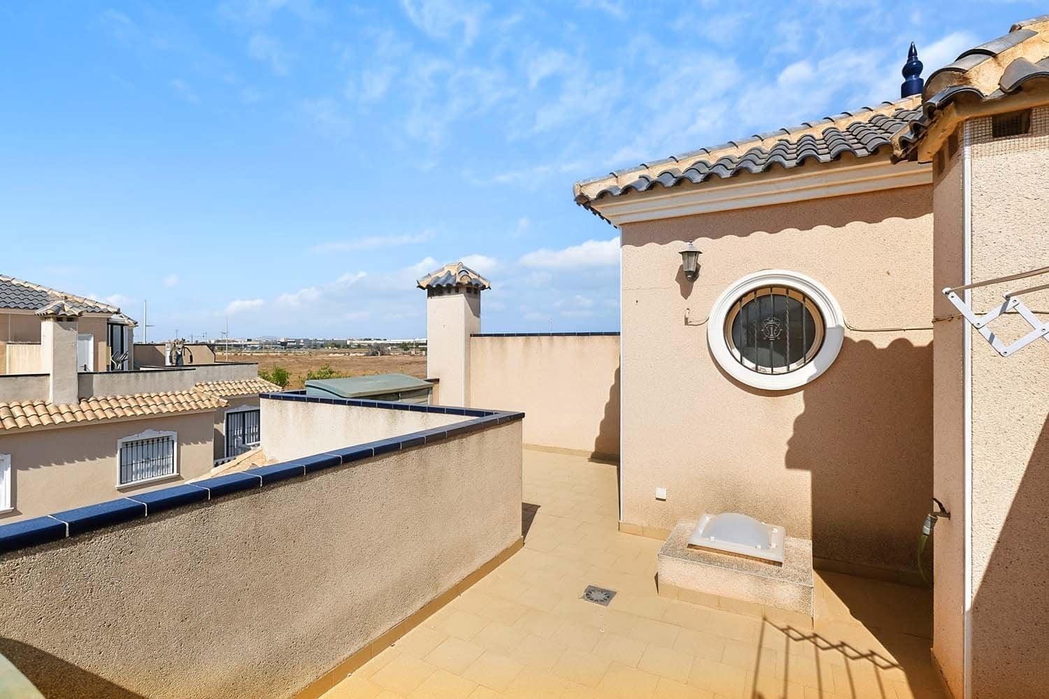2 Zimmer Doppelhaus zu verkaufen in Torre de la Horadada - 230.000 € (Ref: 9941825)