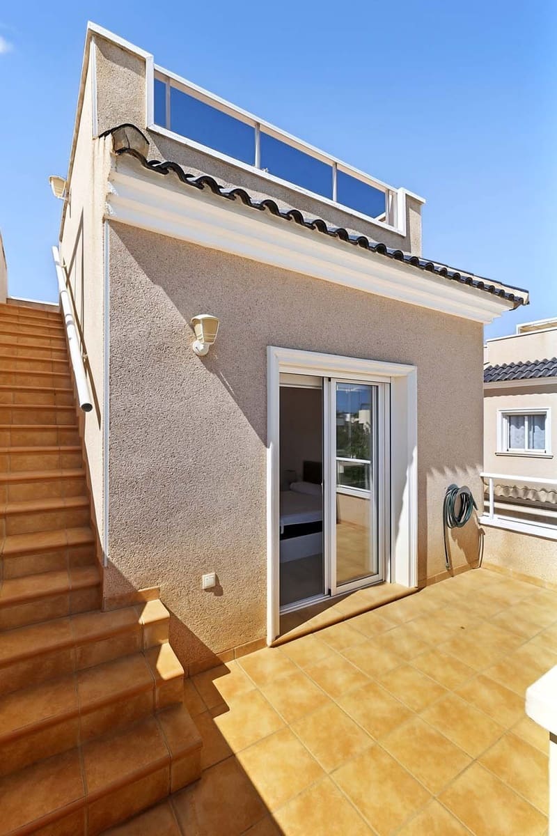 3 soveværelse Byhus til salg i Torre de la Horadada - € 365.000 (Ref: 9941826)