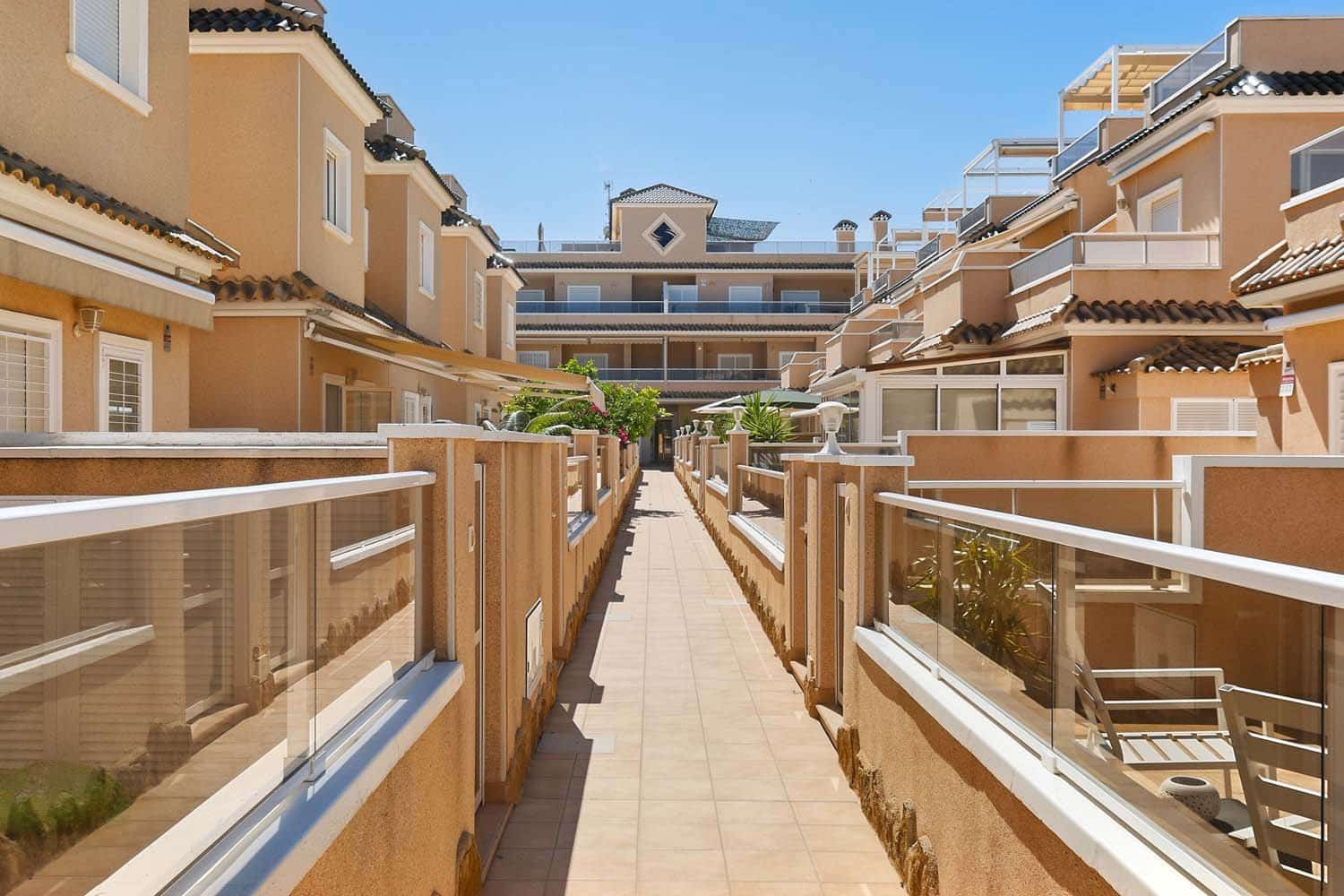 3 soveværelse Byhus til salg i Torre de la Horadada - € 365.000 (Ref: 9941826)