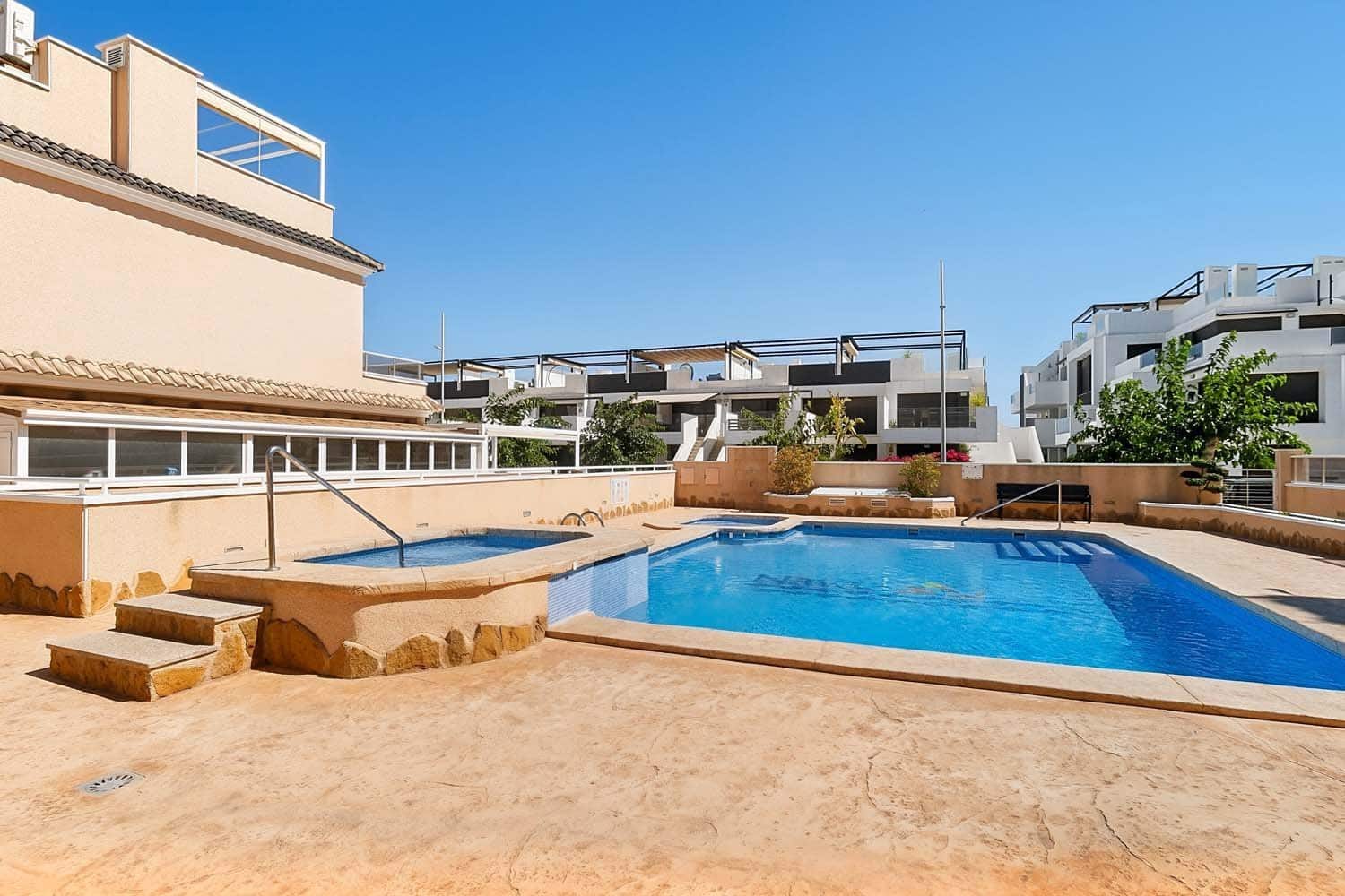 3 soveværelse Byhus til salg i Torre de la Horadada - € 365.000 (Ref: 9941826)